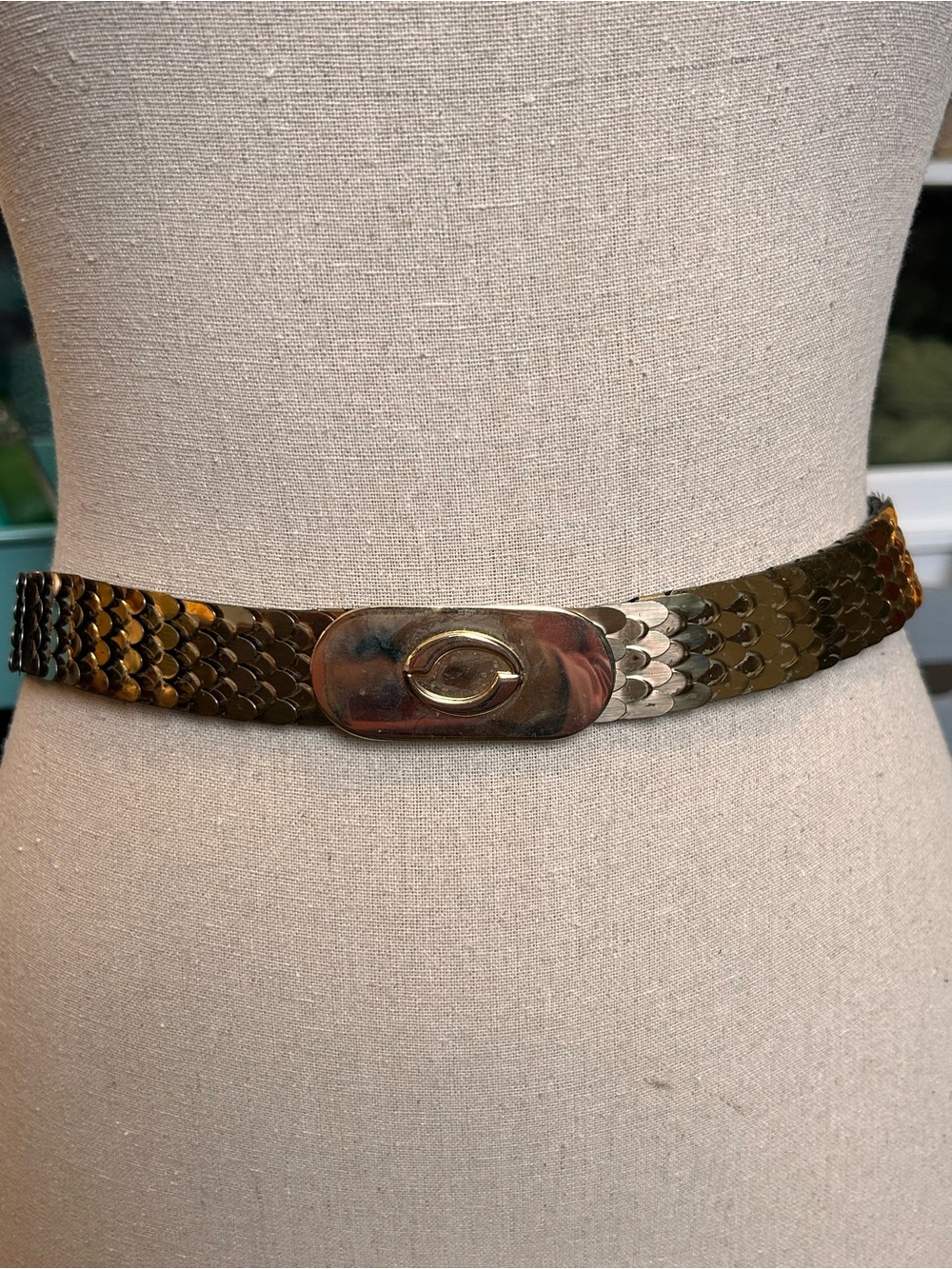 Vintage articulated metal fish scale cinch waist belt, Hong Kong, Disco Era 70s